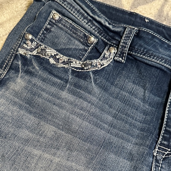 709.   Grace Blue Ankle & Cropped Jeans - Picture 5 of 12